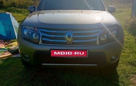 Renault Duster I рестайлинг, 2012 год, 880 000 рублей, 1 фотография