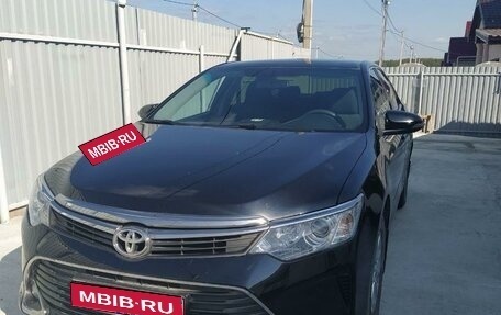 Toyota Camry, 2015 год, 2 400 000 рублей, 1 фотография