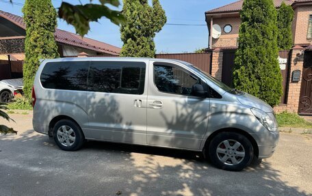 Hyundai Grand Starex Grand Starex I рестайлинг 2, 2010 год, 1 750 000 рублей, 3 фотография