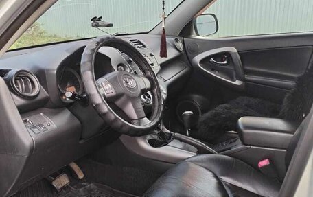 Toyota RAV4, 2007 год, 1 350 000 рублей, 9 фотография