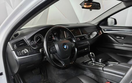 BMW 5 серия, 2015 год, 1 918 000 рублей, 14 фотография