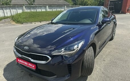 KIA Stinger I, 2018 год, 2 750 000 рублей, 3 фотография