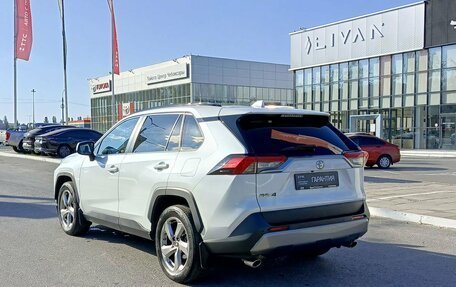 Toyota RAV4, 2021 год, 3 326 700 рублей, 7 фотография