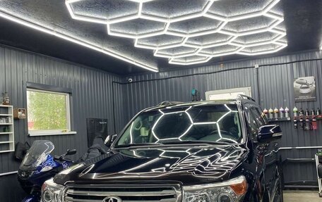 Toyota Land Cruiser 200, 2013 год, 4 400 000 рублей, 10 фотография