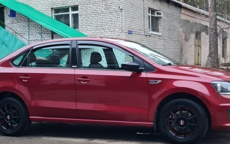 Volkswagen Polo VI (EU Market), 2017 год, 1 350 000 рублей, 5 фотография