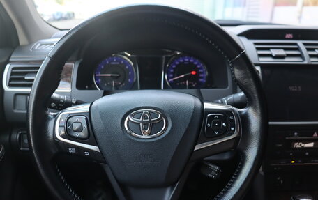 Toyota Camry, 2016 год, 2 650 000 рублей, 9 фотография