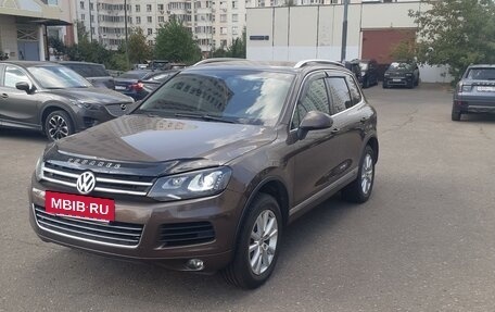 Volkswagen Touareg III, 2012 год, 2 490 000 рублей, 7 фотография