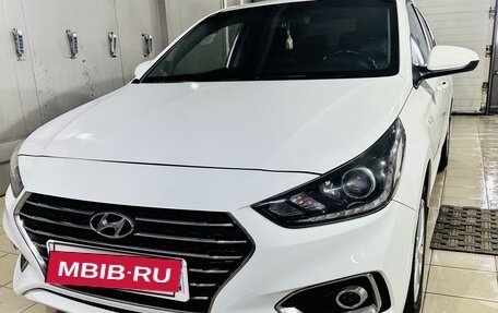 Hyundai Solaris II рестайлинг, 2017 год, 1 390 000 рублей, 3 фотография