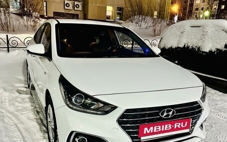 Hyundai Solaris II рестайлинг, 2017 год, 1 390 000 рублей, 4 фотография