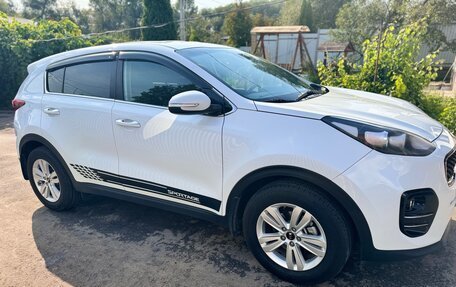 KIA Sportage IV рестайлинг, 2018 год, 2 100 000 рублей, 2 фотография