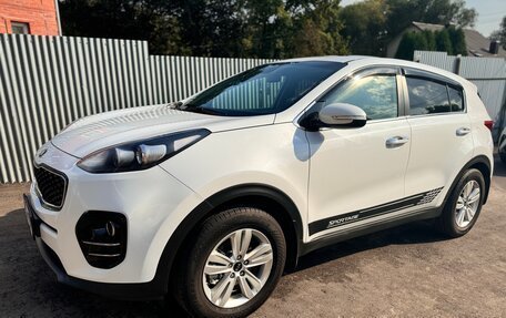 KIA Sportage IV рестайлинг, 2018 год, 2 100 000 рублей, 3 фотография