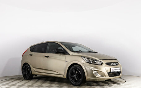 Hyundai Solaris II рестайлинг, 2013 год, 549 555 рублей, 3 фотография