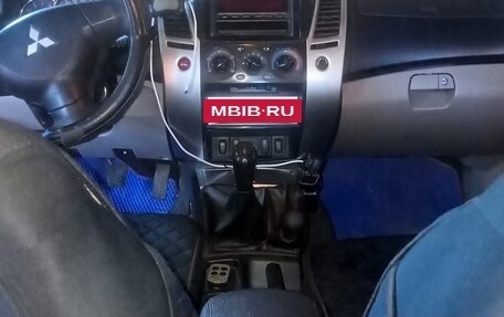 Mitsubishi Pajero Sport II рестайлинг, 2013 год, 1 690 000 рублей, 9 фотография