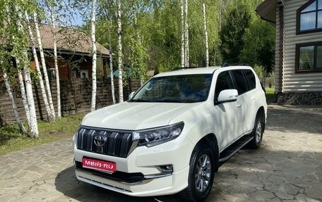 Toyota Land Cruiser Prado 150 рестайлинг 2, 2018 год, 6 500 000 рублей, 1 фотография