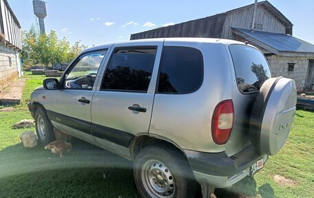 Chevrolet Niva I рестайлинг, 2005 год, 300 000 рублей, 4 фотография