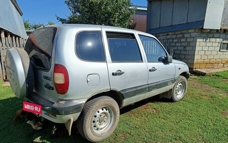 Chevrolet Niva I рестайлинг, 2005 год, 300 000 рублей, 3 фотография