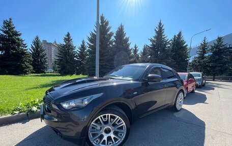 Infiniti FX II, 2012 год, 2 299 000 рублей, 10 фотография