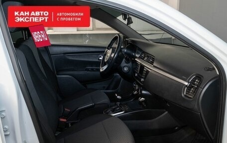 KIA Rio IV, 2018 год, 1 597 000 рублей, 7 фотография