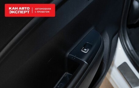 KIA Rio IV, 2018 год, 1 597 000 рублей, 17 фотография