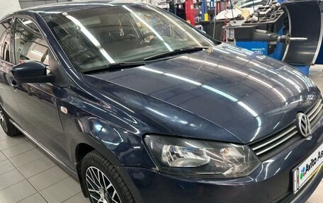 Volkswagen Polo VI (EU Market), 2011 год, 697 000 рублей, 3 фотография