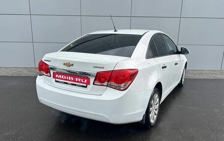 Chevrolet Cruze II, 2011 год, 700 000 рублей, 5 фотография