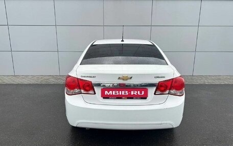 Chevrolet Cruze II, 2011 год, 700 000 рублей, 6 фотография