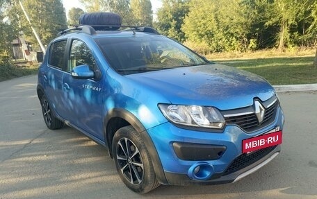 Renault Sandero II рестайлинг, 2016 год, 980 000 рублей, 5 фотография