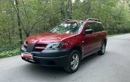 Mitsubishi Outlander III рестайлинг 3, 2004 год, 620 000 рублей, 2 фотография