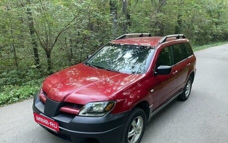 Mitsubishi Outlander III рестайлинг 3, 2004 год, 620 000 рублей, 3 фотография