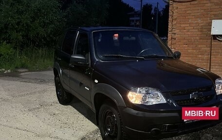 Chevrolet Niva I рестайлинг, 2014 год, 550 000 рублей, 4 фотография