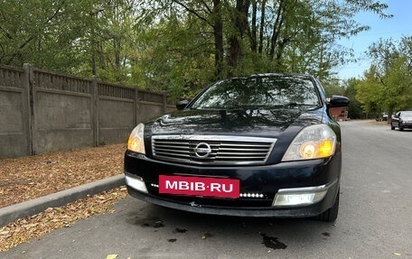 Nissan Teana, 2006 год, 900 000 рублей, 4 фотография