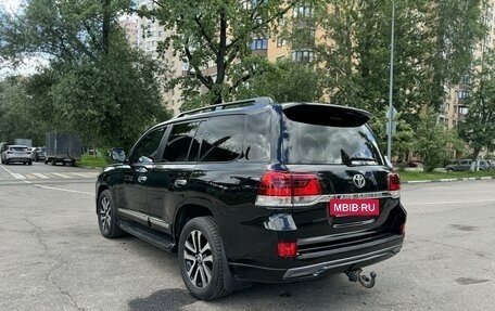 Toyota Land Cruiser 200, 2014 год, 4 190 000 рублей, 15 фотография