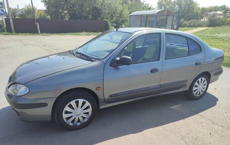 Renault Megane II, 2000 год, 250 000 рублей, 3 фотография