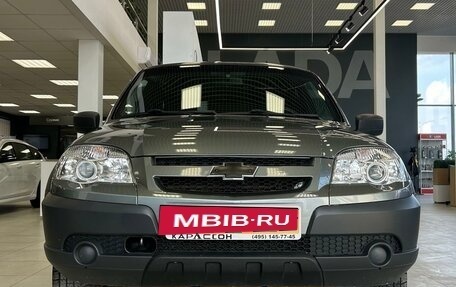 Chevrolet Niva I рестайлинг, 2017 год, 820 000 рублей, 3 фотография