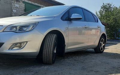 Opel Astra J, 2011 год, 740 000 рублей, 1 фотография