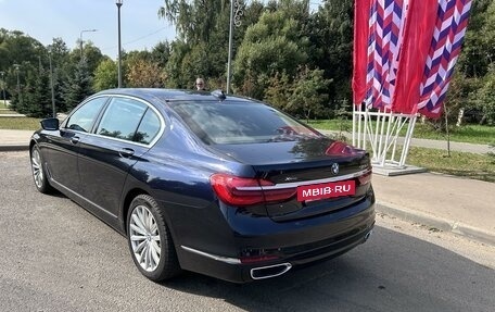 BMW 7 серия, 2017 год, 3 800 000 рублей, 3 фотография