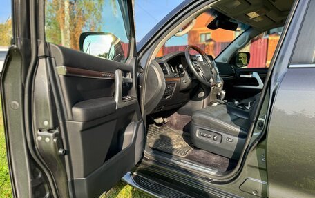 Toyota Land Cruiser 200, 2015 год, 6 500 000 рублей, 9 фотография