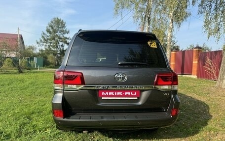 Toyota Land Cruiser 200, 2015 год, 6 500 000 рублей, 6 фотография