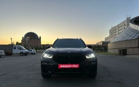 BMW X5, 2019 год, 6 600 000 рублей, 2 фотография