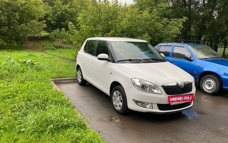 Skoda Fabia II, 2011 год, 870 000 рублей, 3 фотография