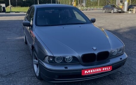 BMW 5 серия, 2001 год, 500 000 рублей, 3 фотография