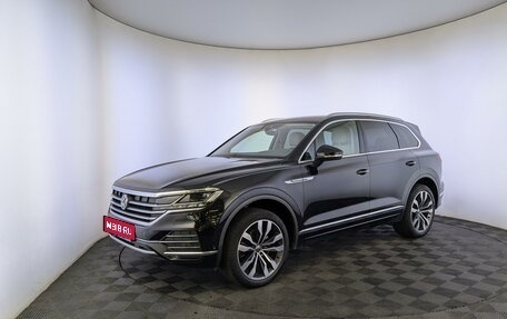 Volkswagen Touareg III, 2020 год, 6 000 000 рублей, 1 фотография