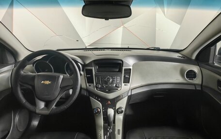 Chevrolet Cruze II, 2011 год, 525 000 рублей, 10 фотография