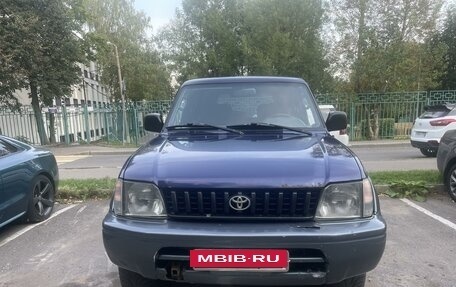 Toyota Land Cruiser Prado 90 рестайлинг, 1996 год, 780 000 рублей, 2 фотография