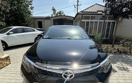 Toyota Camry, 2017 год, 3 600 000 рублей, 1 фотография