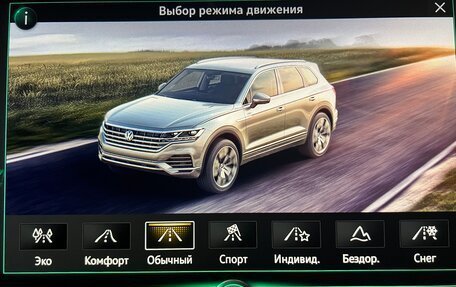 Volkswagen Touareg III, 2018 год, 5 800 000 рублей, 3 фотография