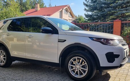 Land Rover Discovery Sport I рестайлинг, 2015 год, 2 550 000 рублей, 3 фотография