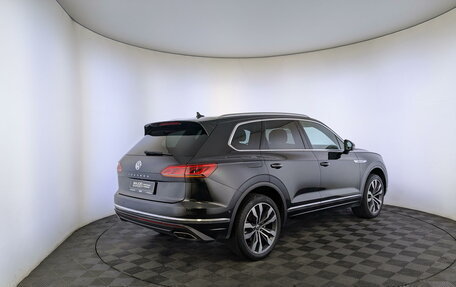 Volkswagen Touareg III, 2020 год, 6 000 000 рублей, 5 фотография