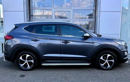 Hyundai Tucson III, 2019 год, 2 390 000 рублей, 4 фотография