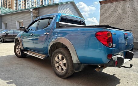 Mitsubishi L200 IV рестайлинг, 2007 год, 1 450 000 рублей, 4 фотография